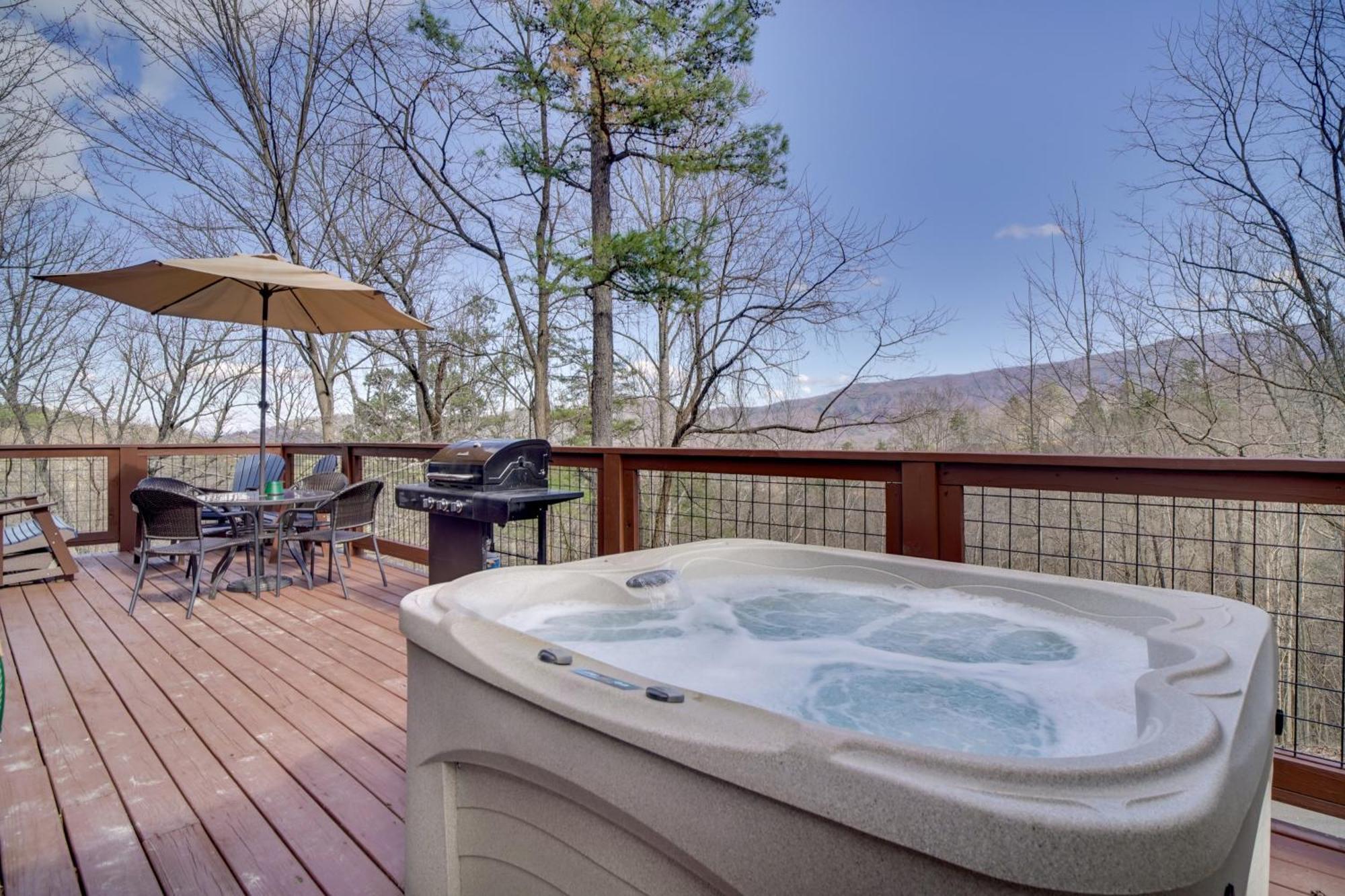 Hatcher Mtn Retreat Sevierville Cabin With Hot Tub! Eksteriør bilde