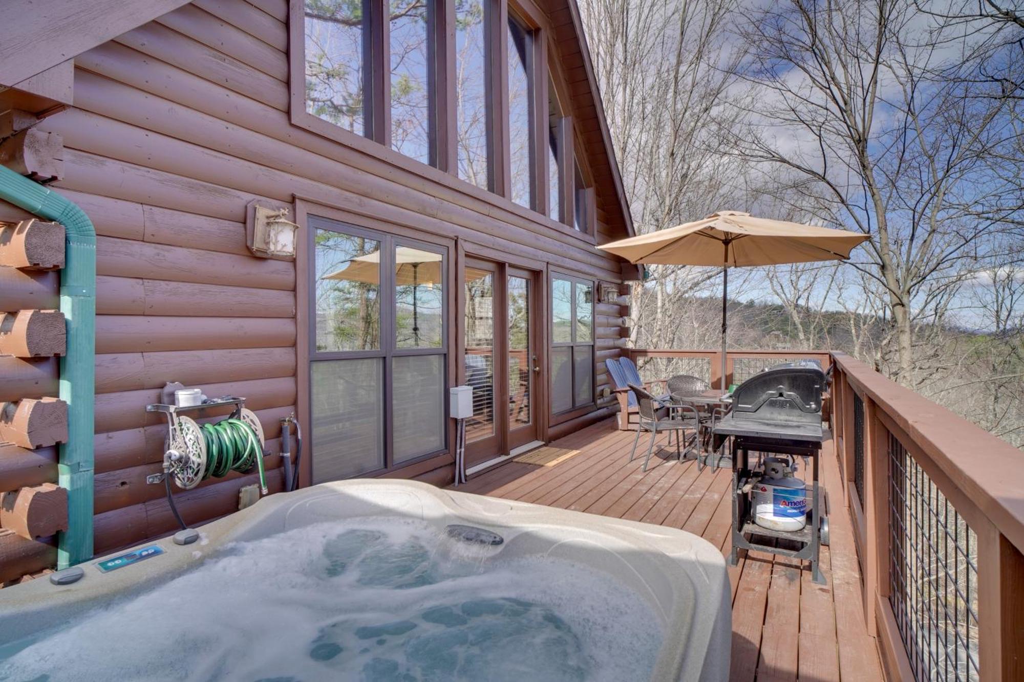 Hatcher Mtn Retreat Sevierville Cabin With Hot Tub! Eksteriør bilde