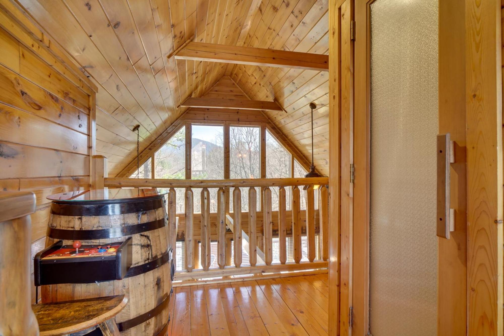 Hatcher Mtn Retreat Sevierville Cabin With Hot Tub! Eksteriør bilde